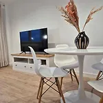 C01A07 Moderno Apartamento Con Vistas